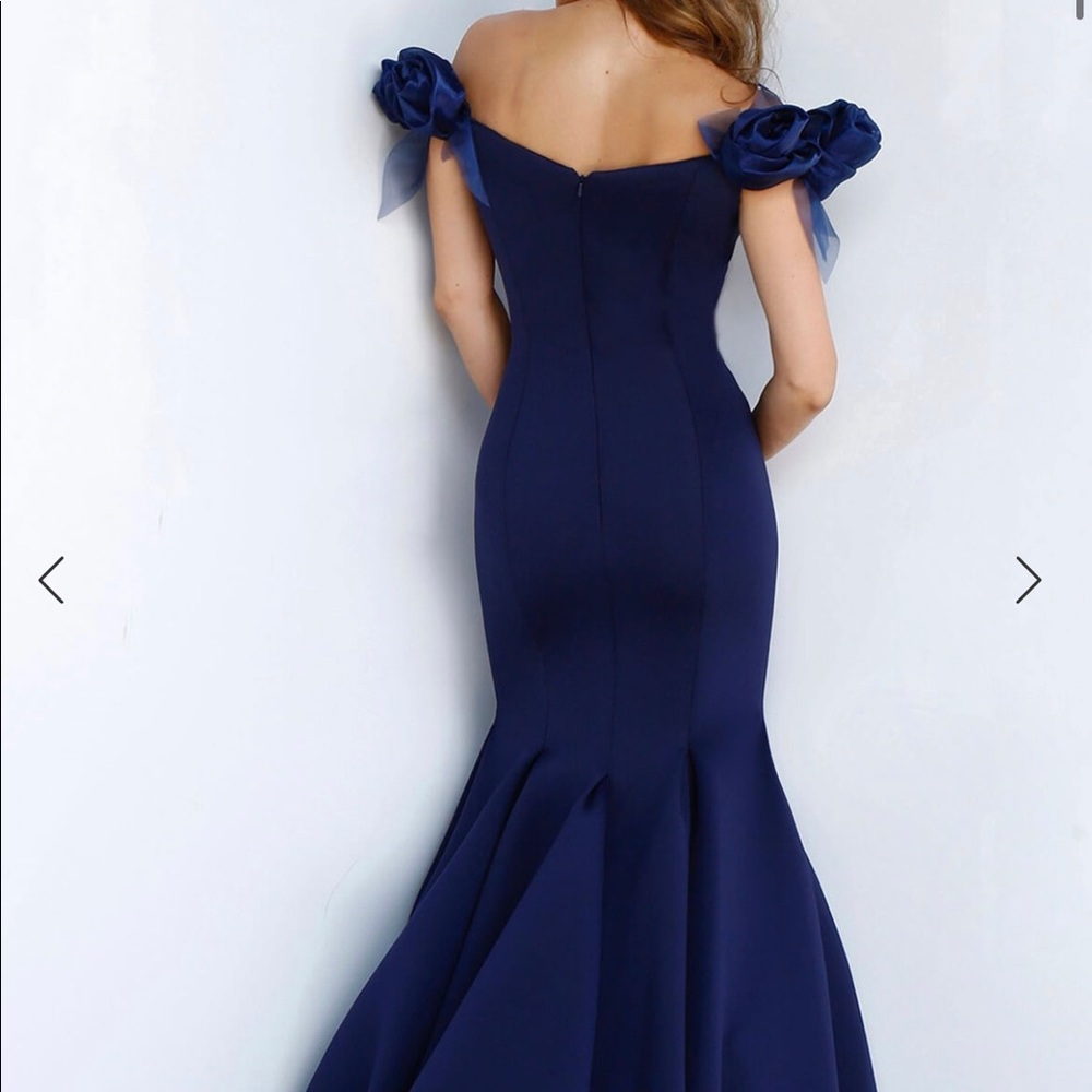 Rosette Accent Off Shoulder Scuba Mermaid Gown - Picture 6 of 6